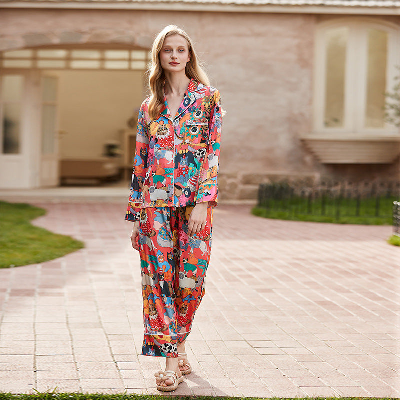 Banquet Cat Icy Silk Pajama Set – detail
