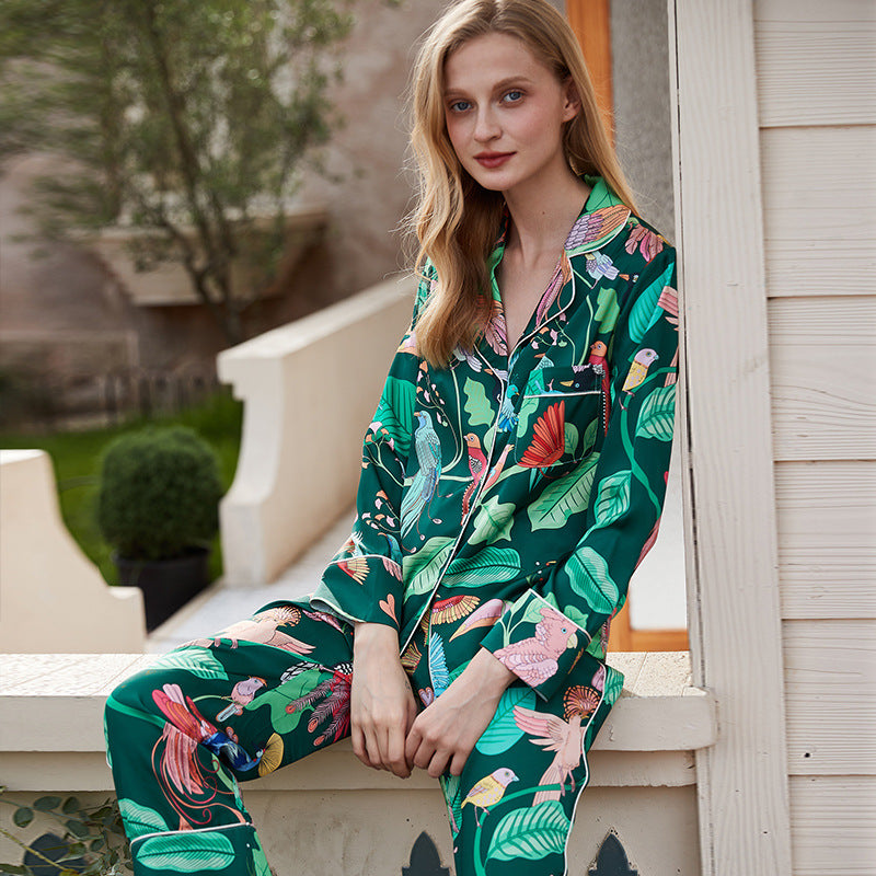 Parrot Print Icy Silk Pajama Set – detail