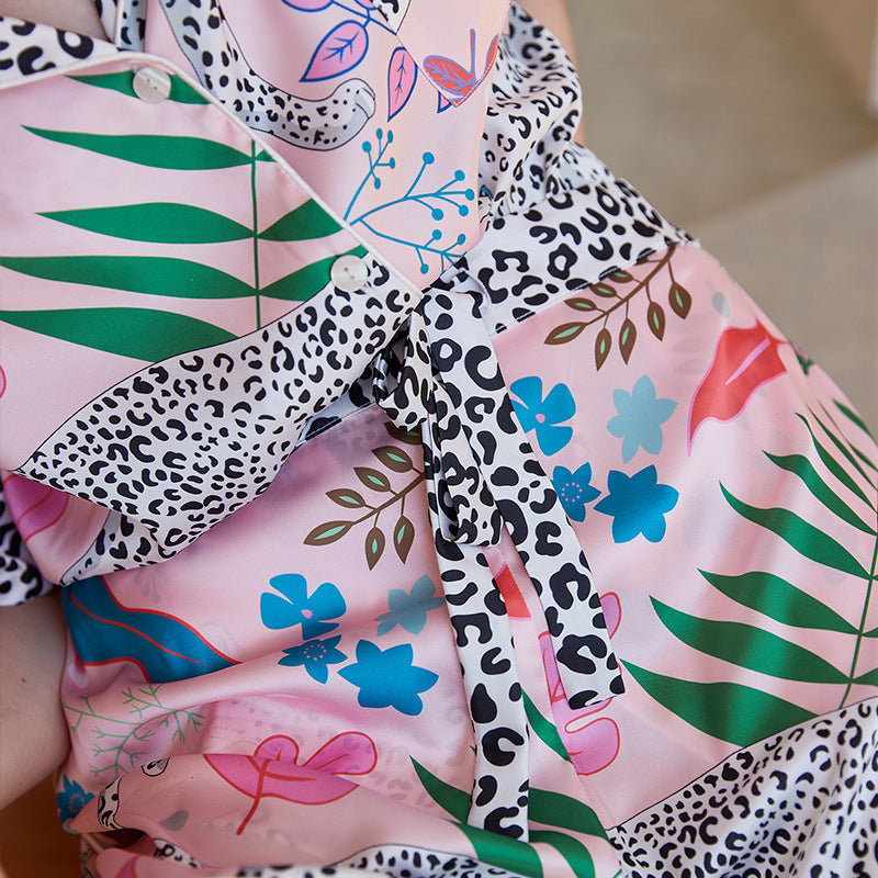 Pink Snow Leopard Pajama Set – detail