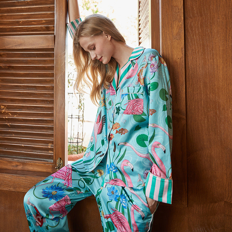 Classic Silk Pajama Set – detail